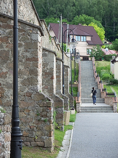 Chciny, mur klasztoru Bernardynek.