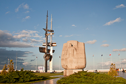 Gdynia - Pomnik agle i Pomnik Josepha Conrada