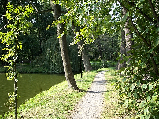 Pruszkw, park Potulickich.