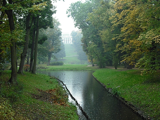 Warszawa. Jesie w azienkach.