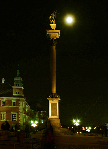 Warszawa. Kolumna Zygmunta noc.