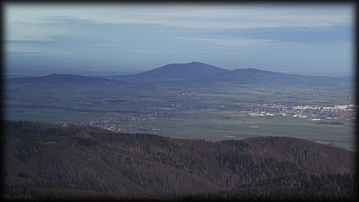 wiea widokowa na Kalenicy 964 m.n.p.m- widok na masyw ly