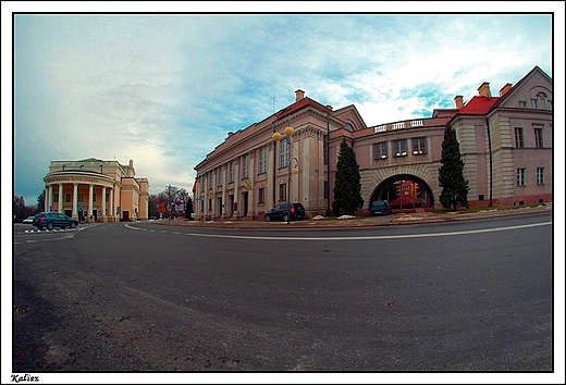 Kalisz - Aleja Wolnoci_ po prawej Bank Gospodarstwa Krajowego, na wprost Teatr im.Bogusawskiego ... FishEye 8mm