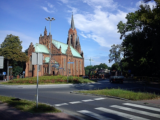 Sosnowiec-Niwka.Koci w. Jana Chrzciciela i Rondo Solidarnoci.