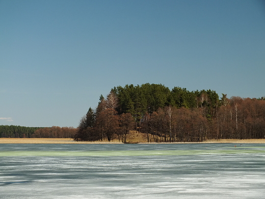 Jezioro Wigry, widok na Wysp Ostrw