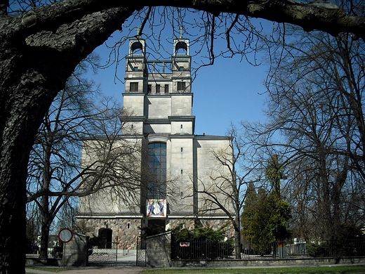 Warszawa. Koci p.w. w. Teresy od Dziecitka Jezus we Wochach.