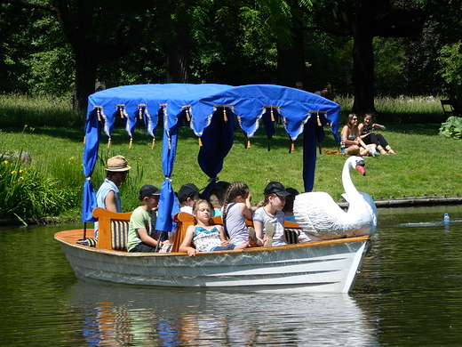 Warszawa. Gondola w azienkach.