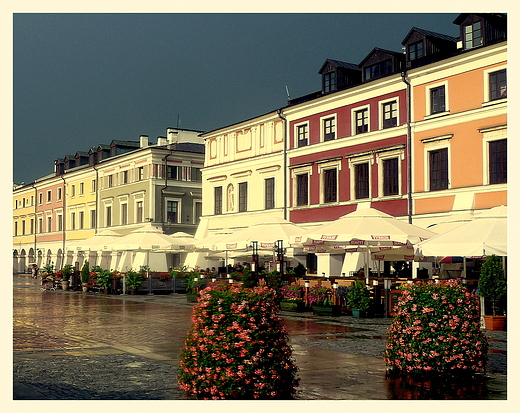 Rynek Wielki w deszczu