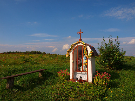 Kapliczka na szlaku z Barwadu do Sanktuarium Kalwaryjskiego