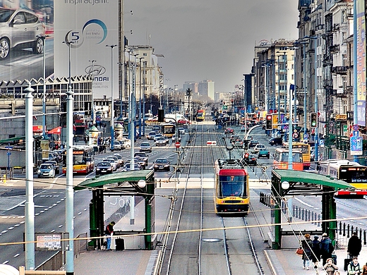 Warszawa. Aleje Jerozolimskie. Widok w stron Pragi.