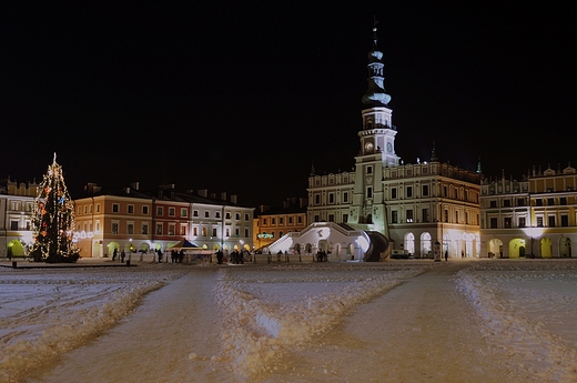 Zamo. Rynek Wielki. Zimowo