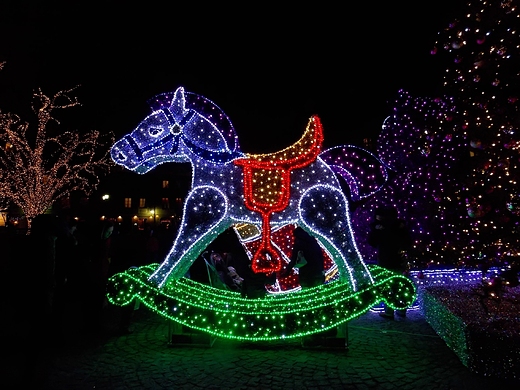 witeczna iluminacja Warszawy. Rynek Nowego Miasta.