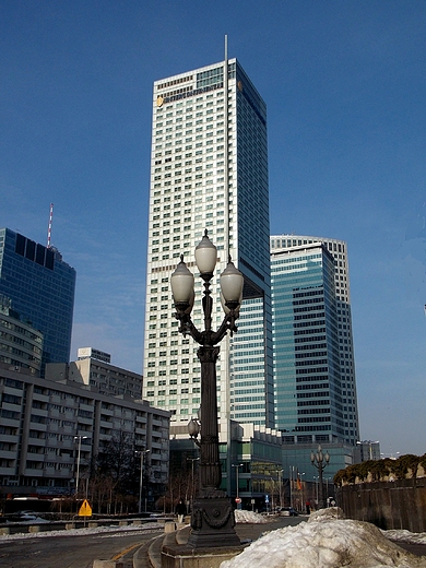 Wieowce Warszawy. Na pierwszym planie Hotel InterContinental.