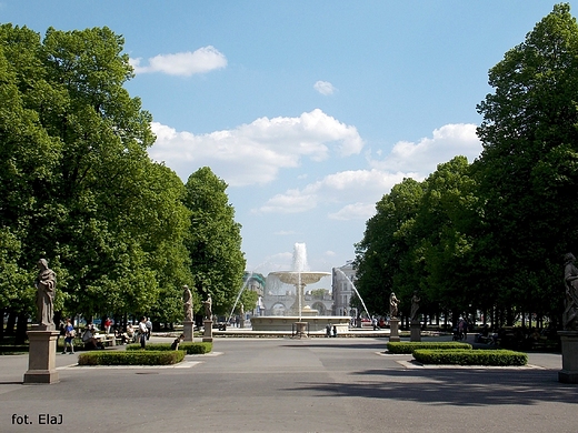 Warszawa. Fontanna w Ogrodzie Saskim.