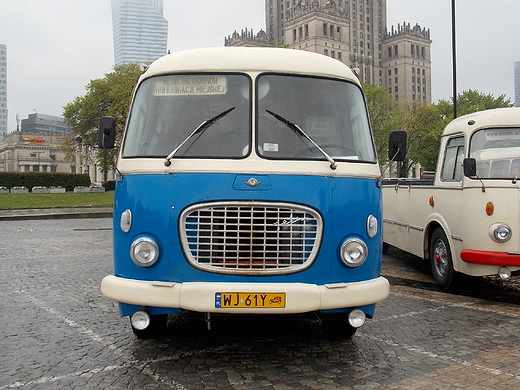 Warszawa. Noc Muzew 2014. IX Zlot Zabytkowych Autobusw.