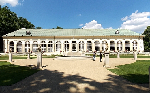 Warszawa. Stara Pomaraczarnia w azienkach.