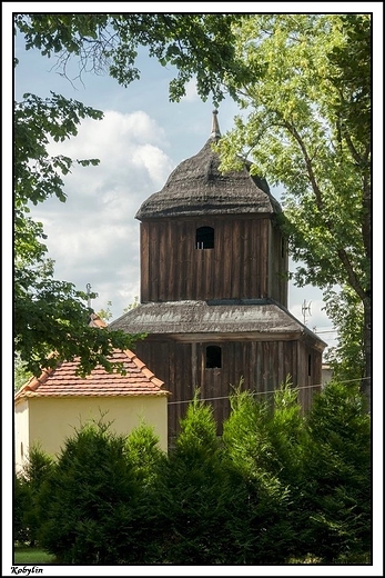 Kobylin - klasztor O.O. Benedyktynw z gotyckim kocioem pw. M.Boej przy bku z przeomu XVI_XVII w.