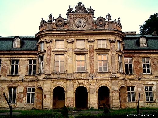 Zesp Paacowo-Parkowy fundacji Urszuli i Franciszka Dembiskich 1770-1780