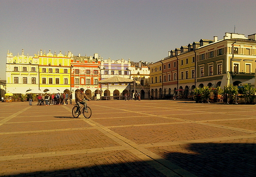 Rynek w padziernikowym socu