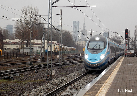 Warszawa. Pendolino na Dworcu Zachodnim PKP.