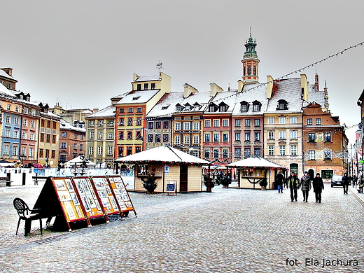 Warszawa. Rynek Starego Miasta w Sylwestra.