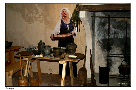 Ktrzyn - wystawa w redniowiecznej kuchni na zamku w Ktrzynie