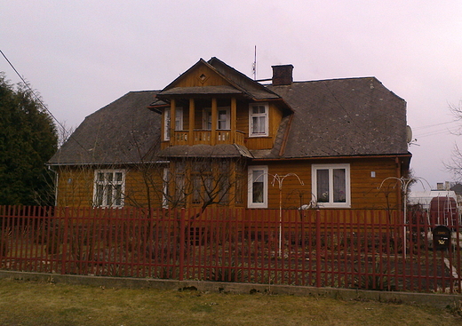 dom z Narutowicza