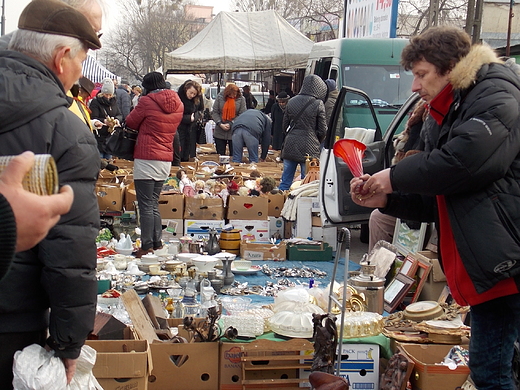 Warszawa. Targ Staroci na Kole.