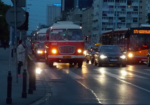 Warszawa. Noc Muzew 2015. Ogrek na Pl. Zawiszy.