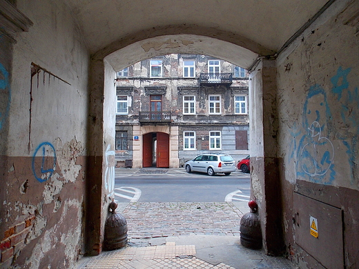 Warszawa. Klimaty ul. Brzeskiej na Pradze.