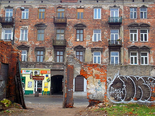 Warszawa. Klimaty ul. Brzeskiej na Pradze.