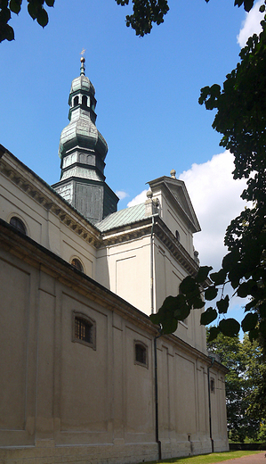 Koniecpol. Wczesnobarokowy koci parafialny witej Trjcy z lat 1633-1640