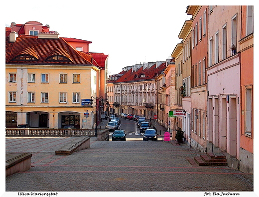 Warszawa. Ulica Mariensztat.