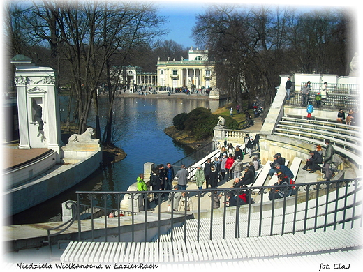 Warszawa. Niedziela Wielkanocna w azienkach