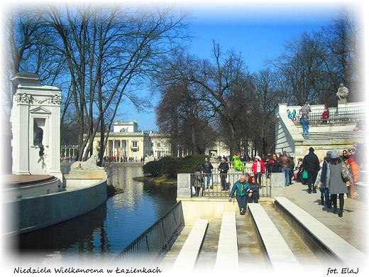 Warszawa. Niedziela Wielkanocna w azienkach