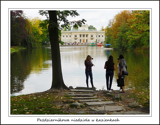 Warszawa. Padziernikowa niedziela w azienkach