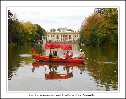 Warszawa. Padziernikowa niedziela w azienkach