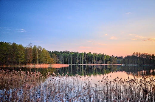 Jezioro Dugie i wiosenny wieczr