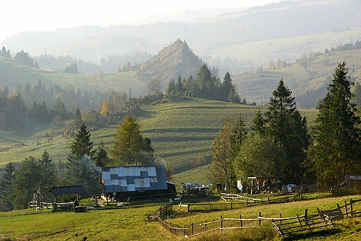 Produkcja Oscypka w tle Smolegoa Skaa