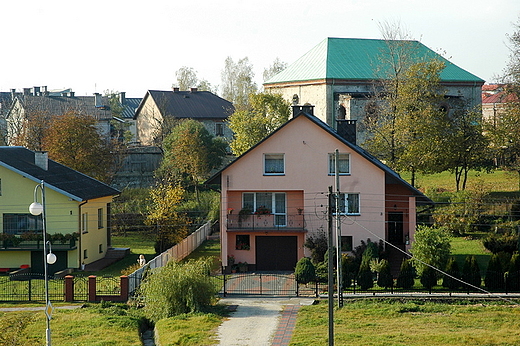 Chmielnik w cieniu synagogi