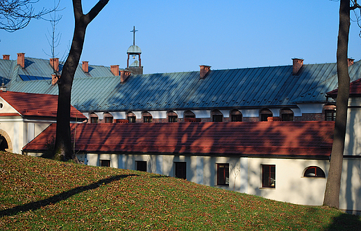 Zabudowania klasztorne OO. Bernardynw.