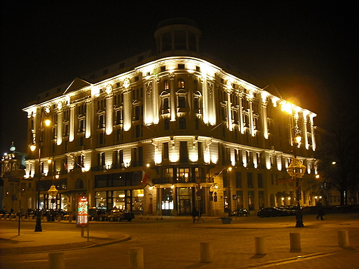 Warszawa. Hotel Bristol przy ul. Krakowskie Przedmiecie.