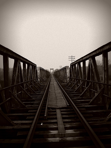 Most kolejowy w Stanach. Lubuskie
