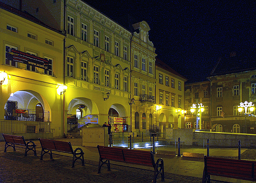 Bielski rynek noc.