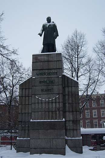 Katowice - Pl.Miarki - Pomnik Moniuszki