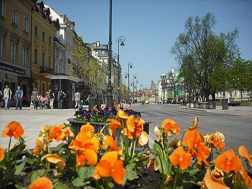 Warszawa. Spacerem po Krakowskim Przedmieciu.