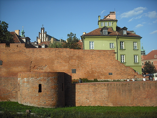 Warszawa. Fragment murw obronnych Starej Warszawy.