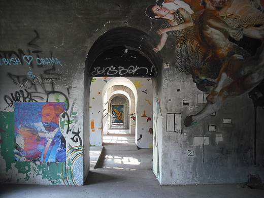 Warszawa. Fort Bema. Fragment wntrza prochowni.