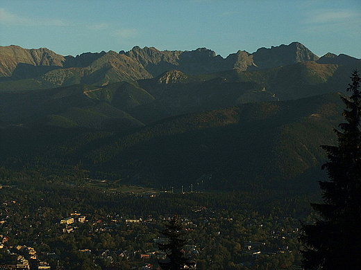 Widok z Gubawki na Zakopane i Tatry