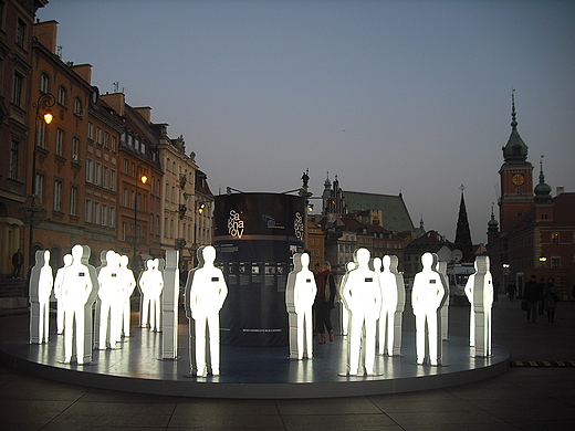 Warszawa. Wystawa Sylwetki laureatw nagrody im. Sacharowa na Krakowskim Przedmieciu.